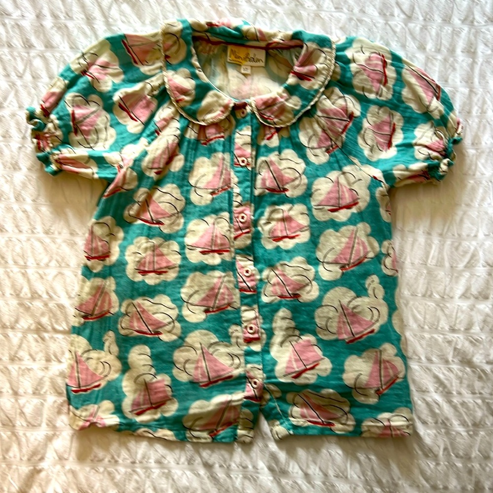 Mini Boden Sailboat top, Size 8/9Y